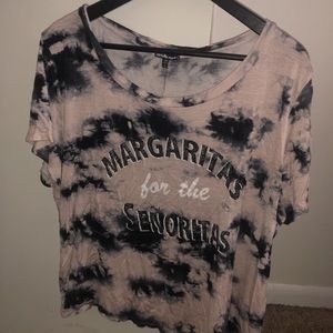 Super cute “Margaritas for the Senoritas” crop.